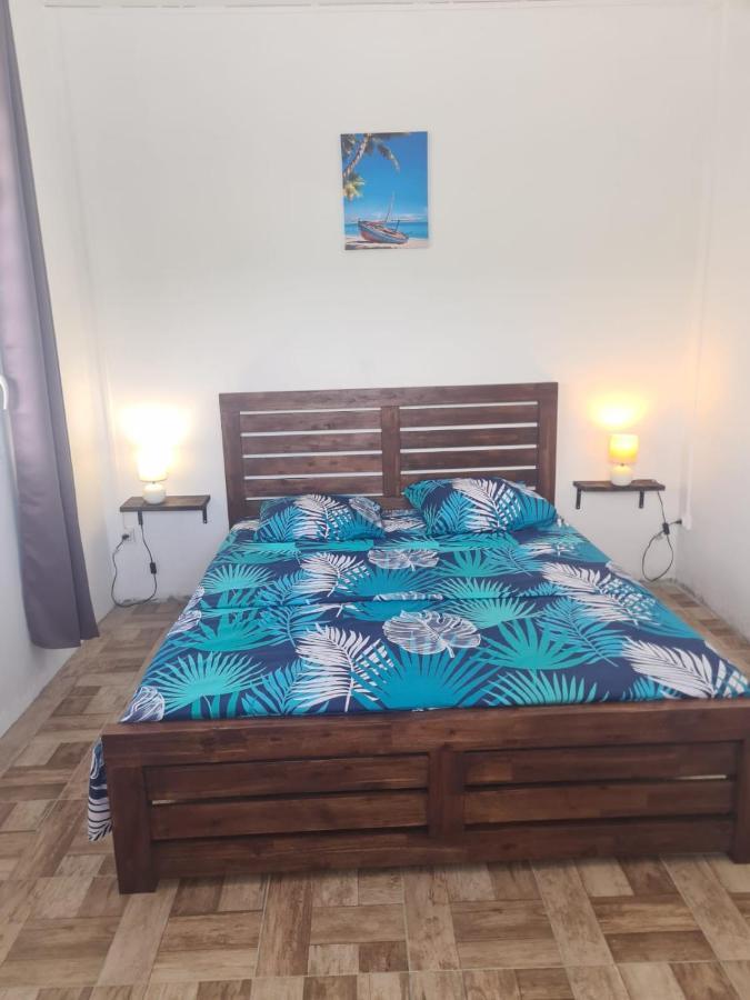 Kami Lodge F3 Jacuzzi Riviere-Salee Ngoại thất bức ảnh